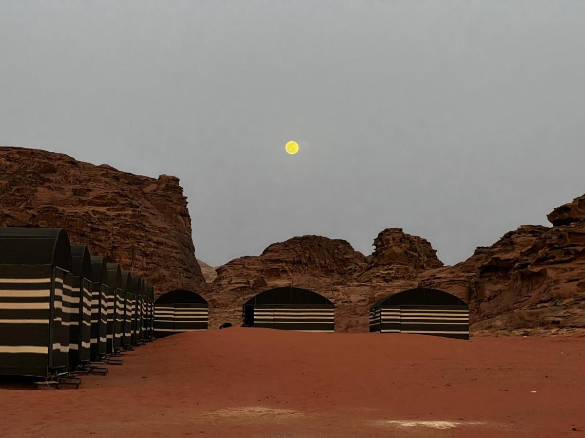 Wadi Rum Desert Adventures Bagian luar foto