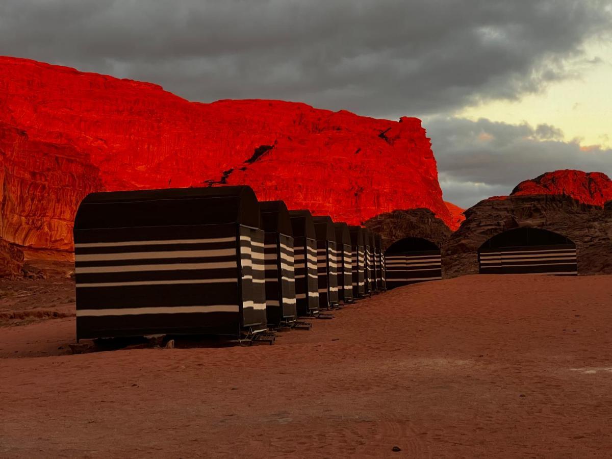 Wadi Rum Desert Adventures Bagian luar foto