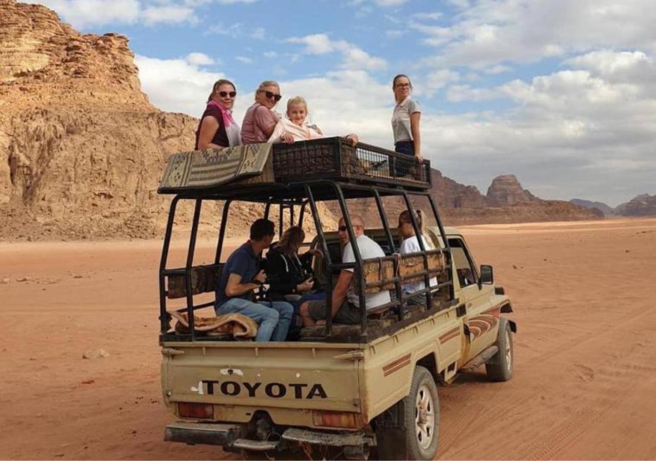 Wadi Rum Desert Adventures Bagian luar foto