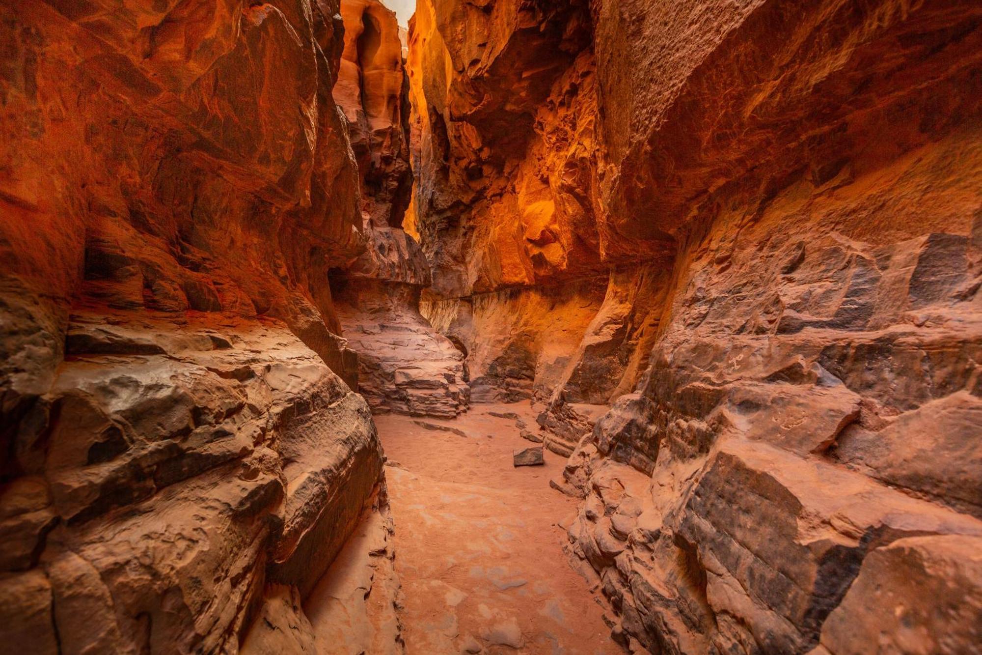 Wadi Rum Desert Adventures Bagian luar foto