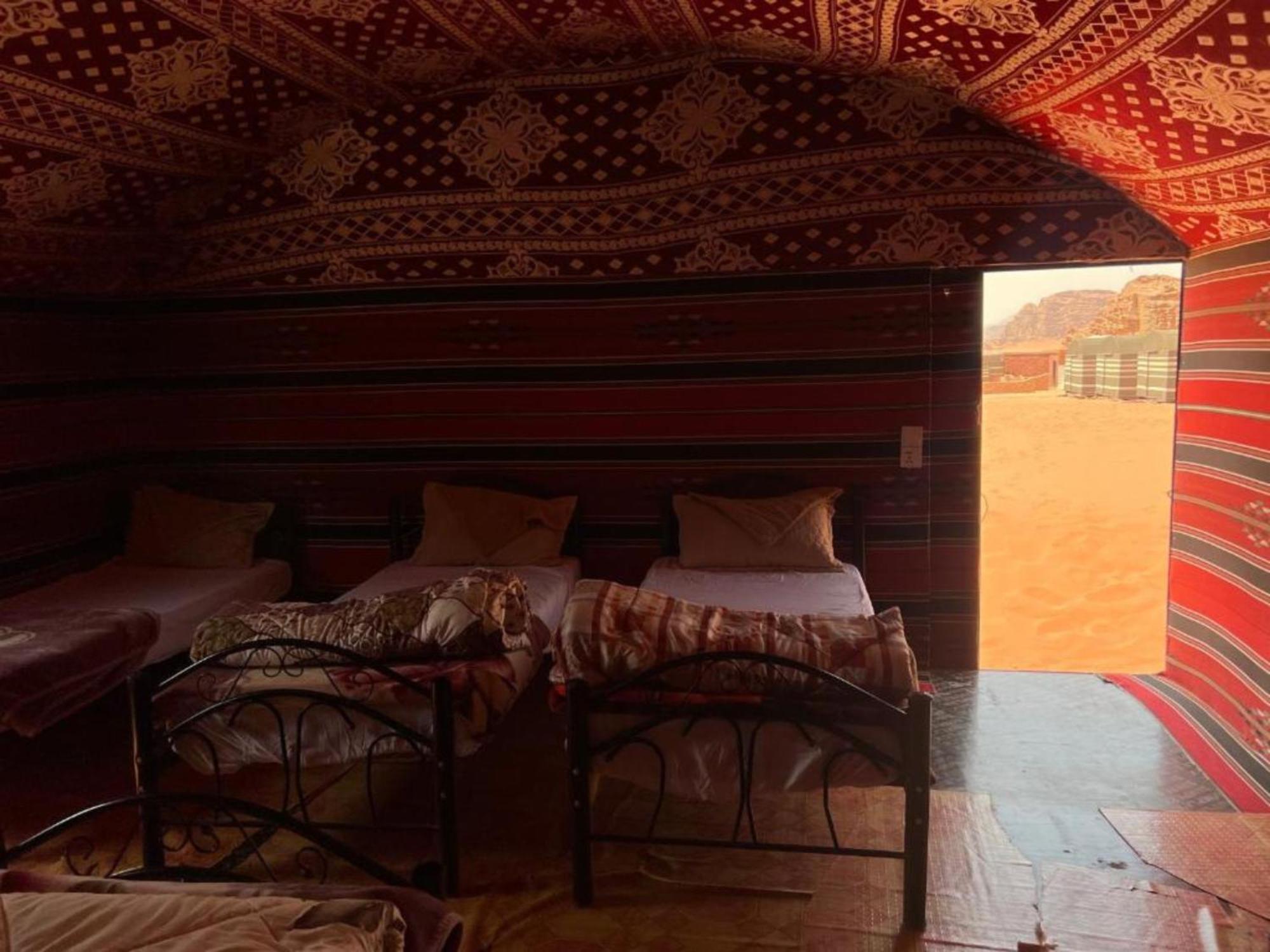 Wadi Rum Desert Adventures Bagian luar foto